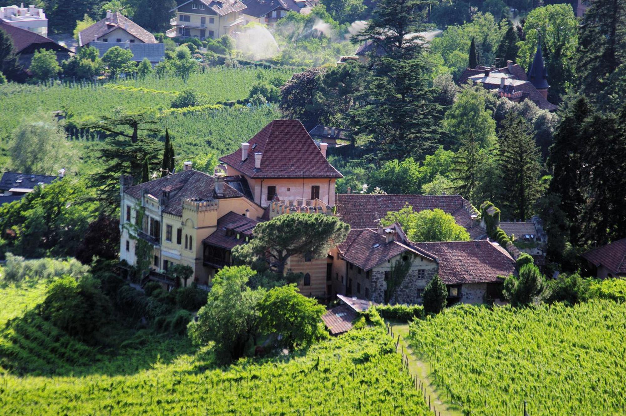 Schwarzplatterhof Apartman Merano Kültér fotó